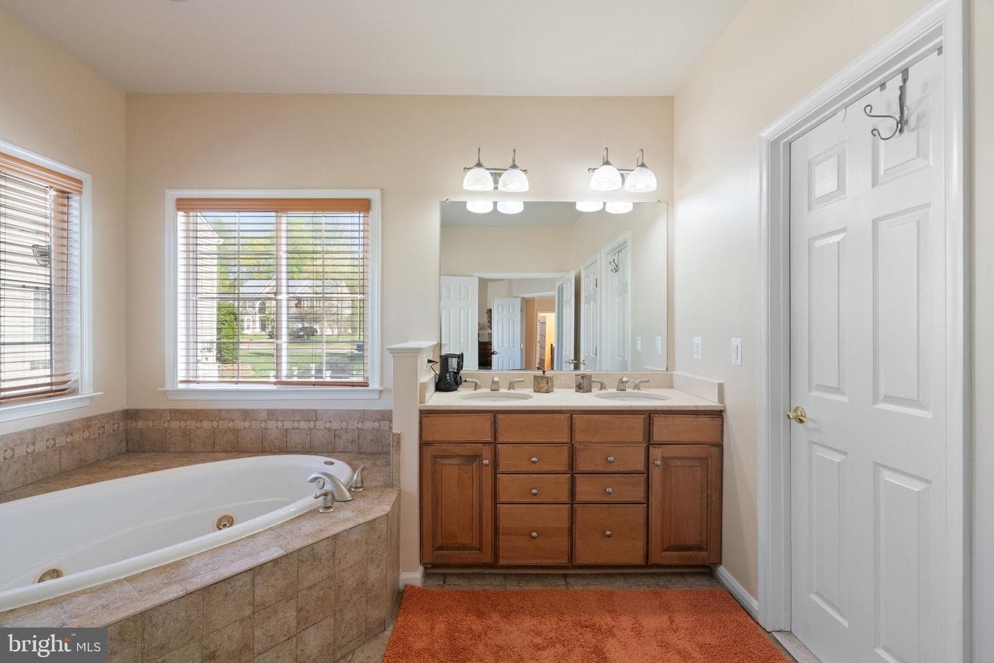 5072 Two Chimneys Court photo 28
