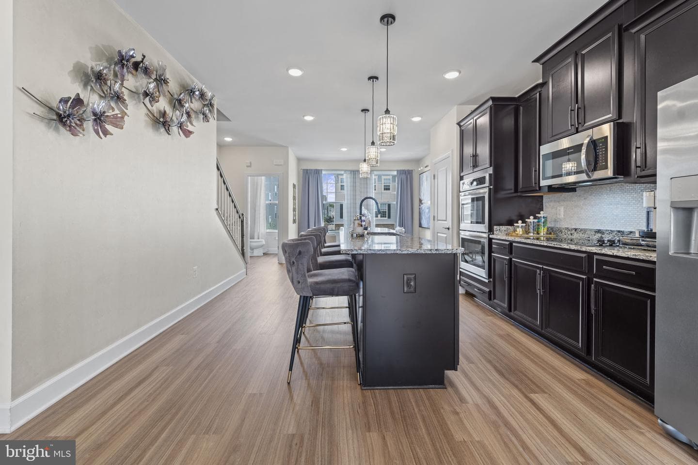 10637 Hinton Way photo 3