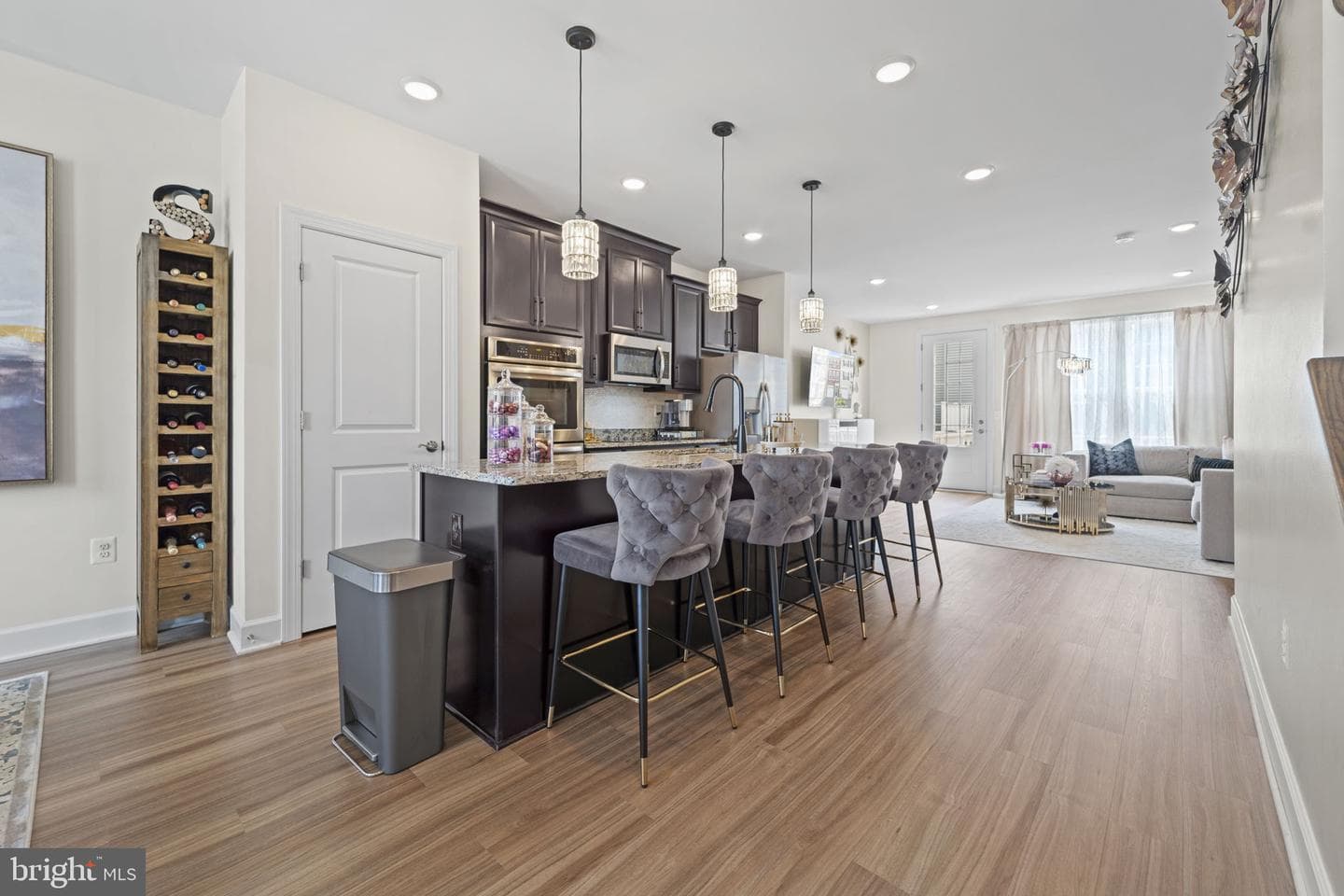 10637 Hinton Way photo 5