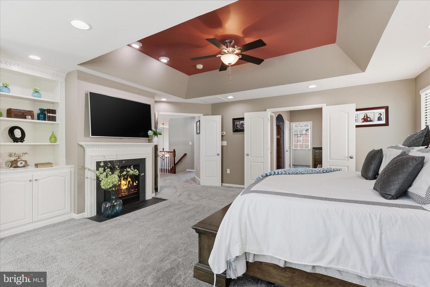 16603 Space More Circle photo 35