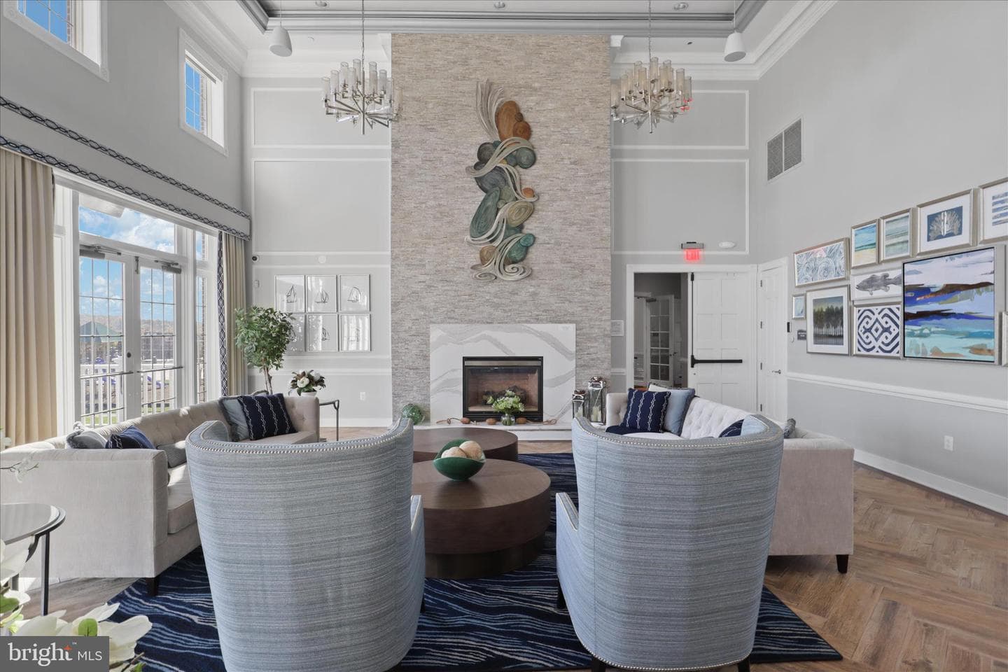 16603 Space More Circle photo 70