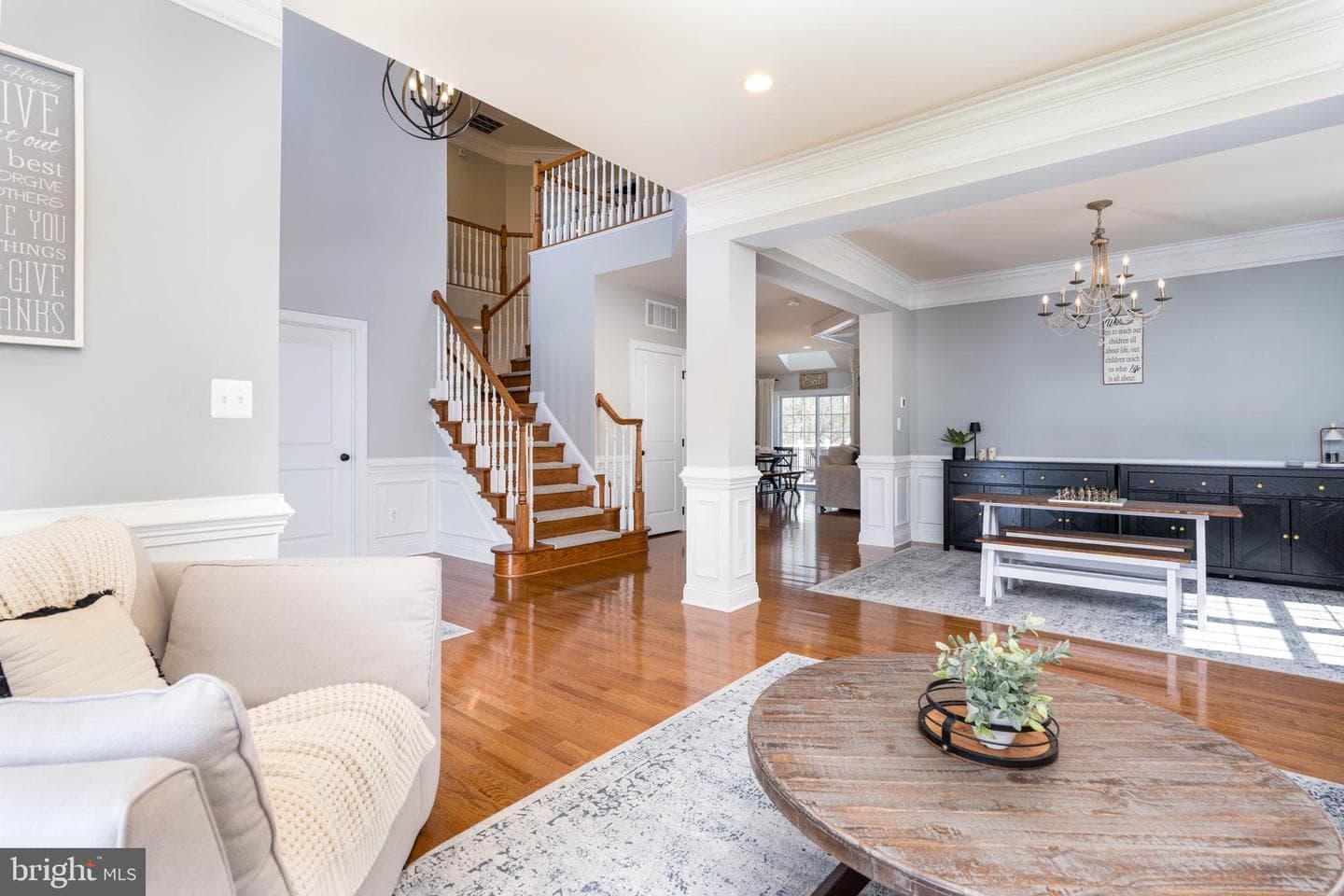 5800 Waterloo Bridge Circle photo 11