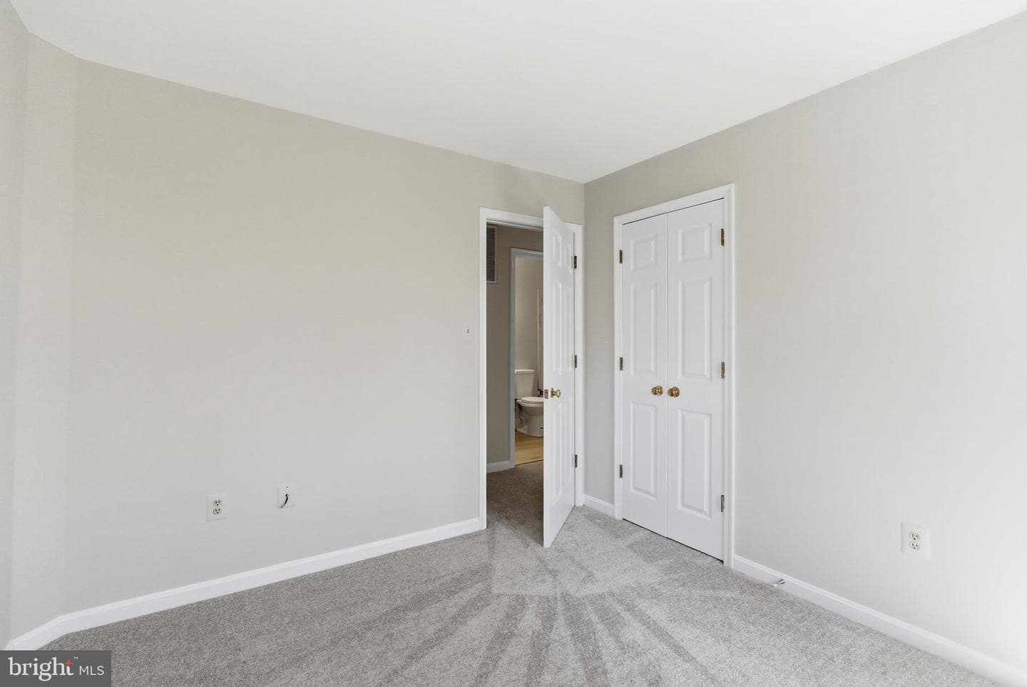 15470 Cheal Court photo 28