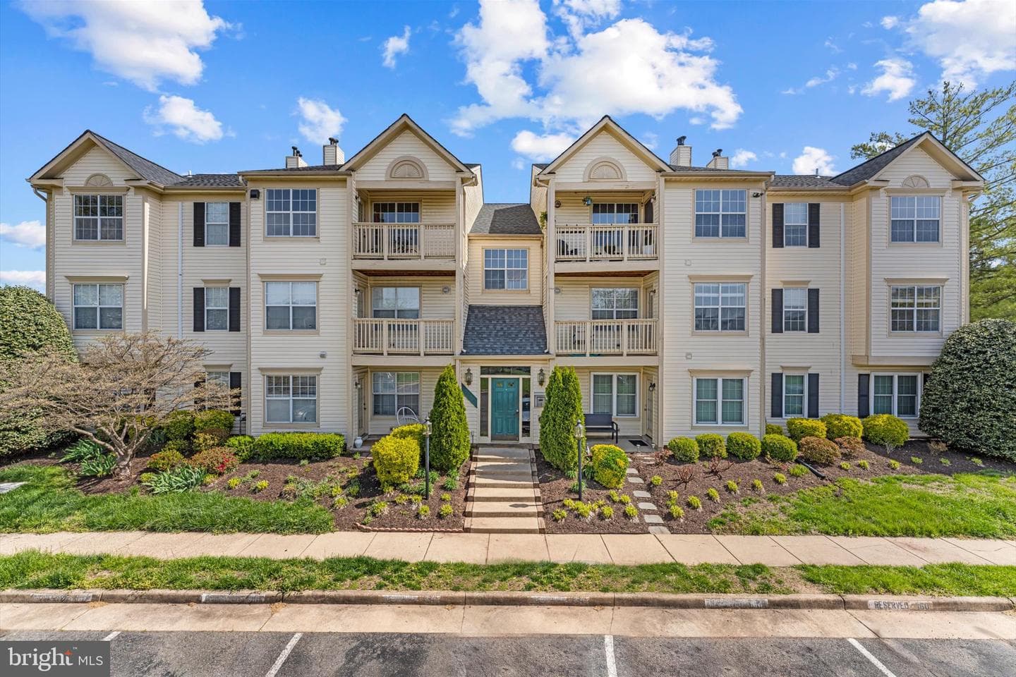 10998 Koman Circle #203, Manassas