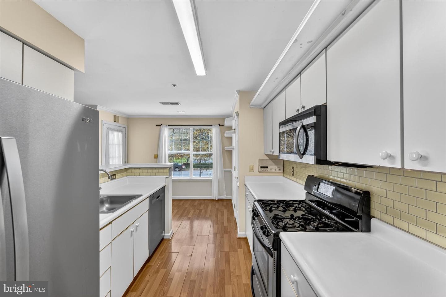 10998 Koman Circle #203 photo 12