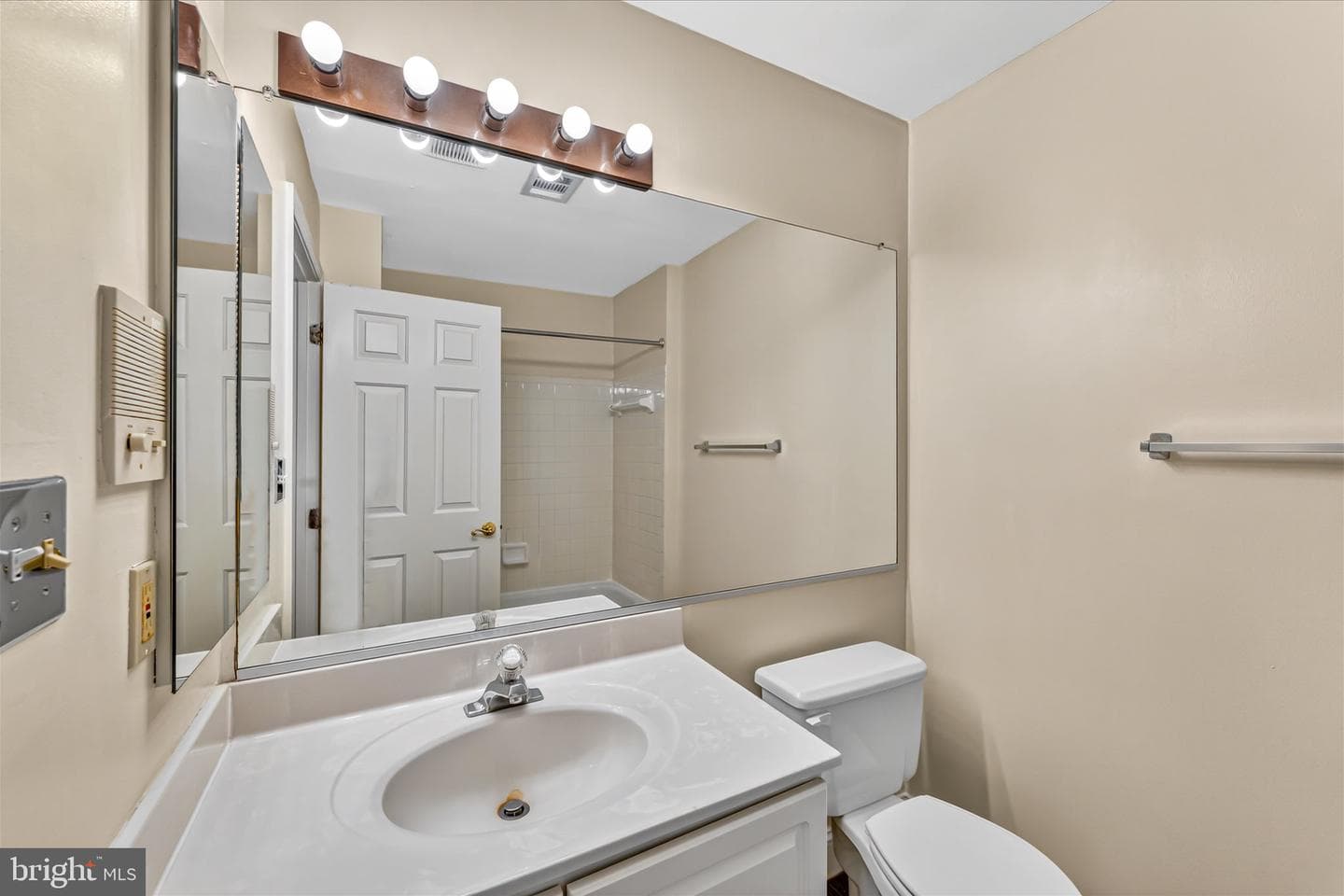 10998 Koman Circle #203 photo 18