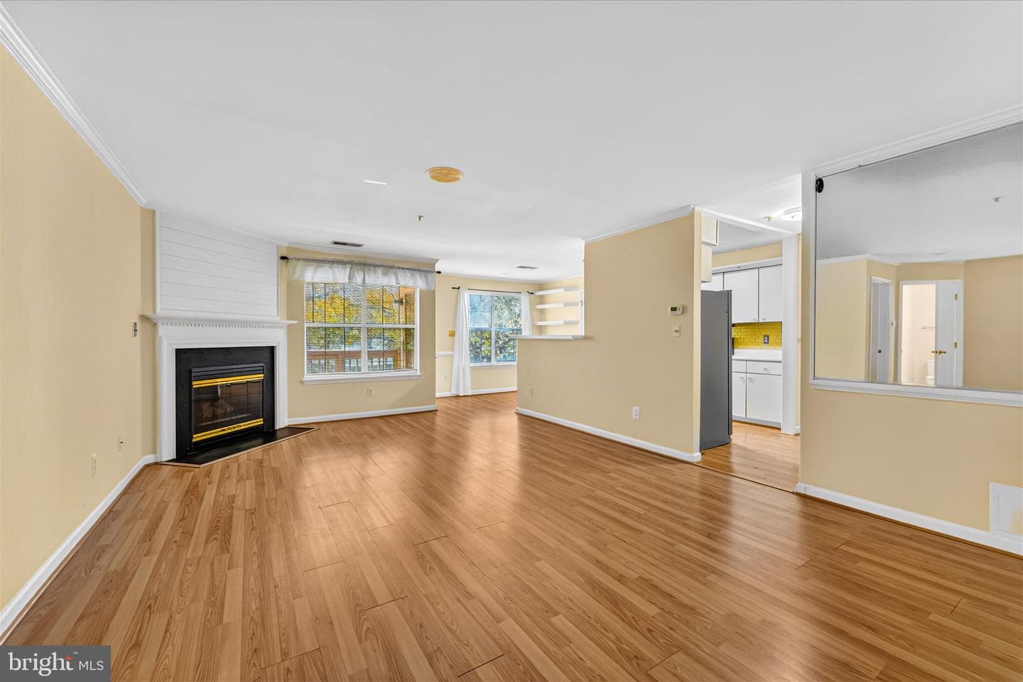 10998 Koman Circle #203 photo 5