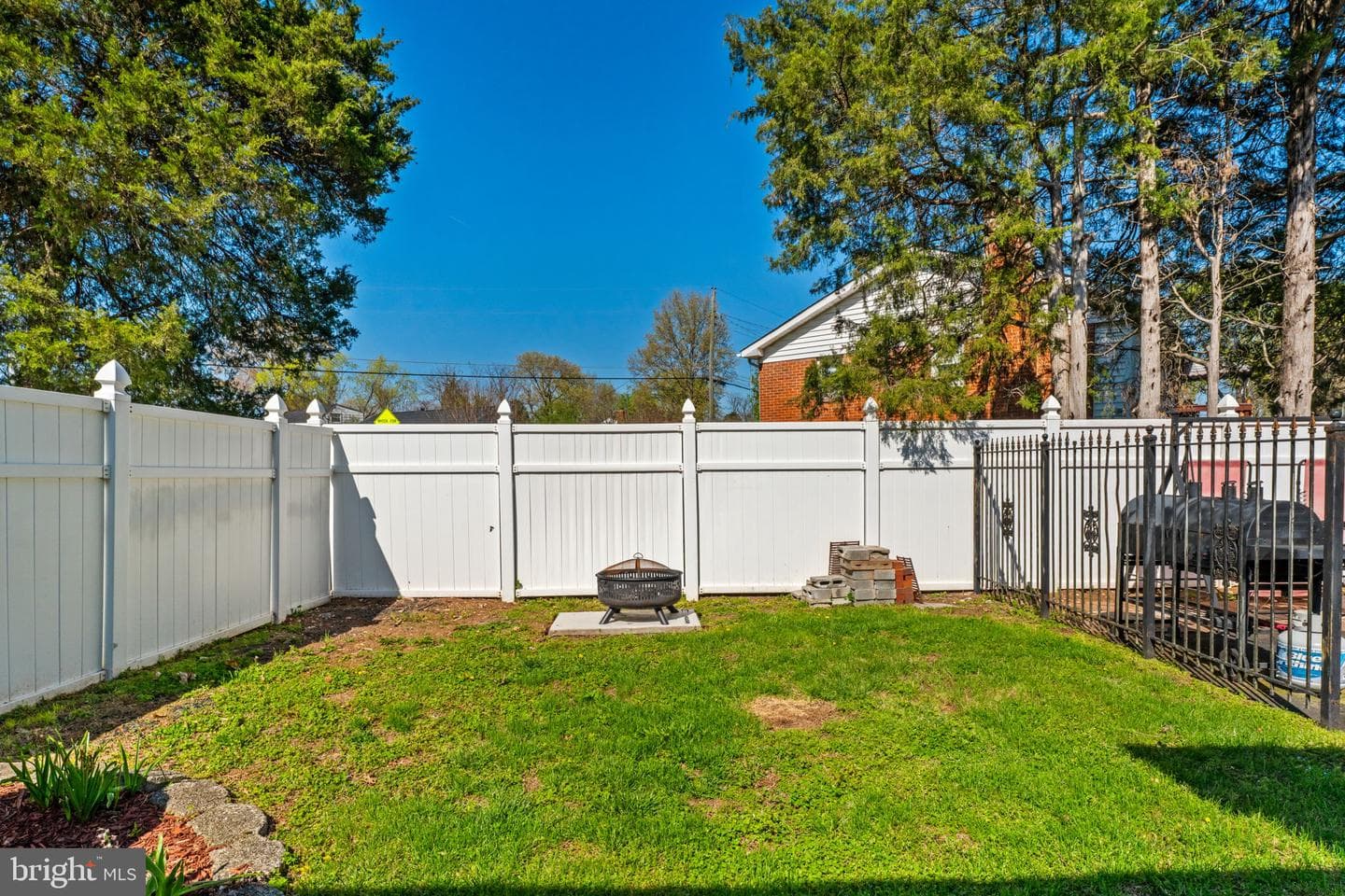 9812 Lomond Drive photo 49