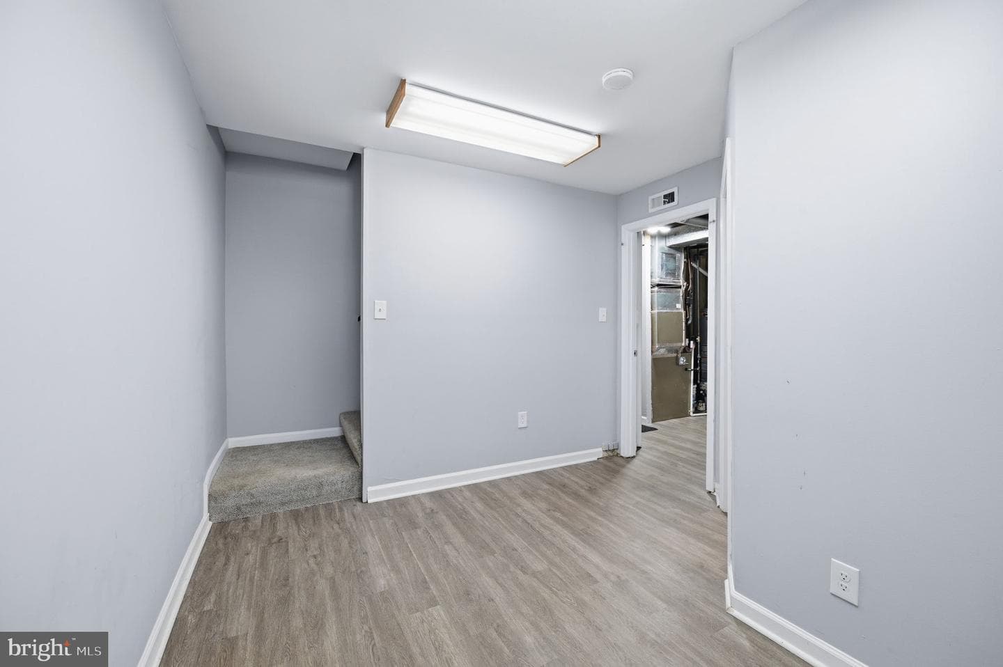 6079 Ponhill Dr photo 33