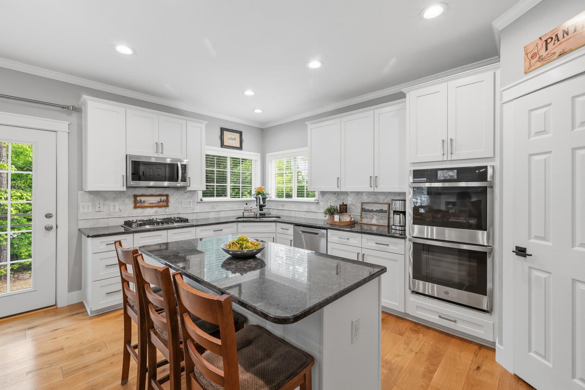 14247 Murphy Terrace photo 15