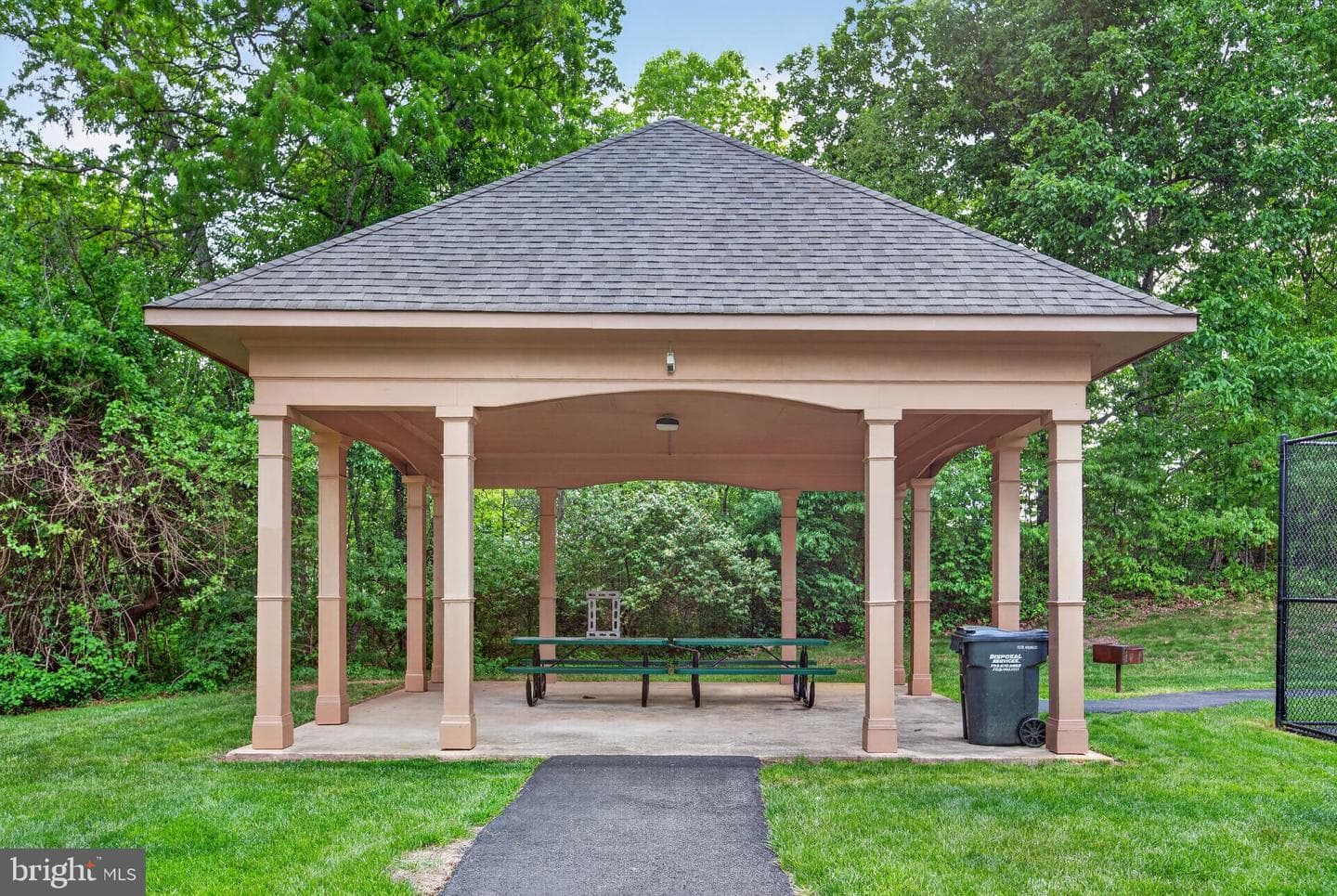 8084 Station Road photo 48