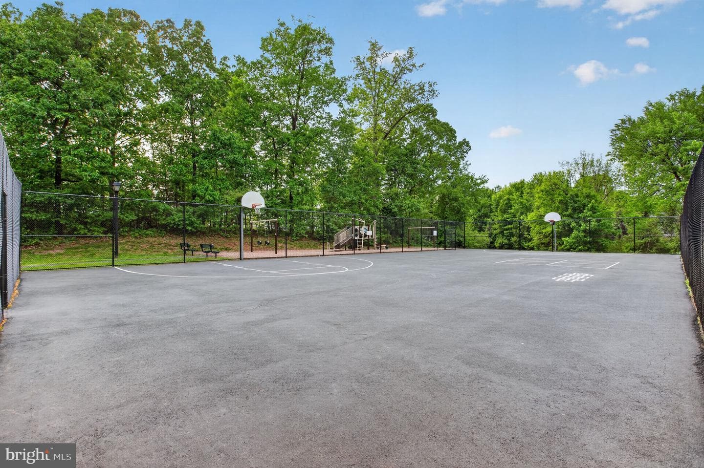 8084 Station Road photo 50
