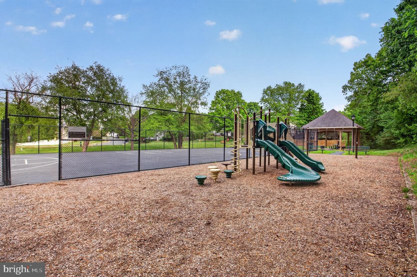 8084 Station Road photo 51