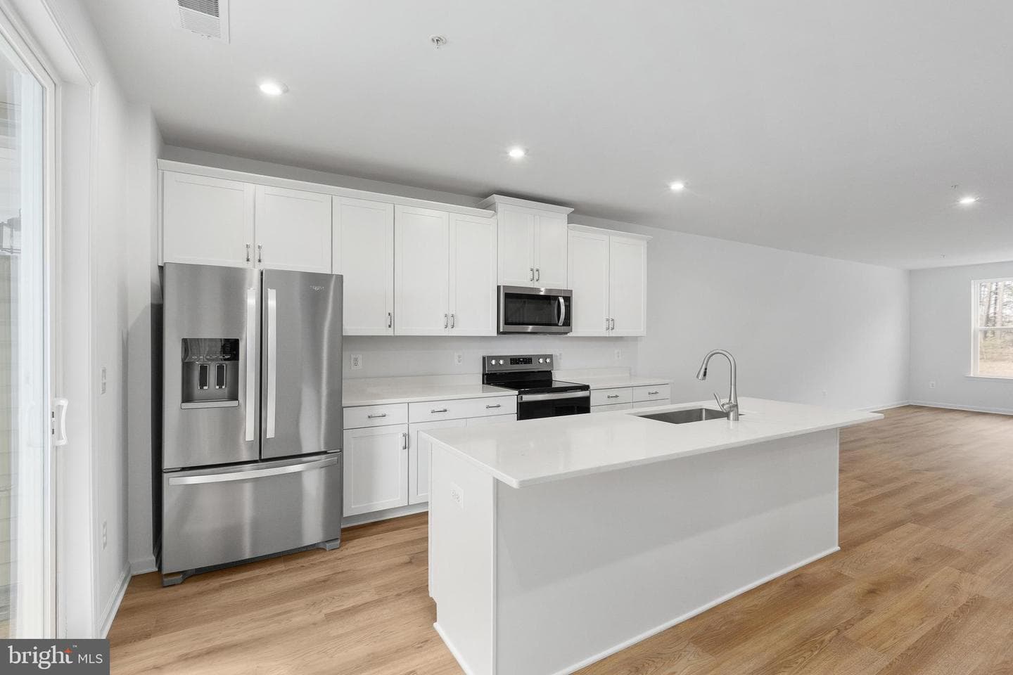 2546 Neabsco Common Place photo 11