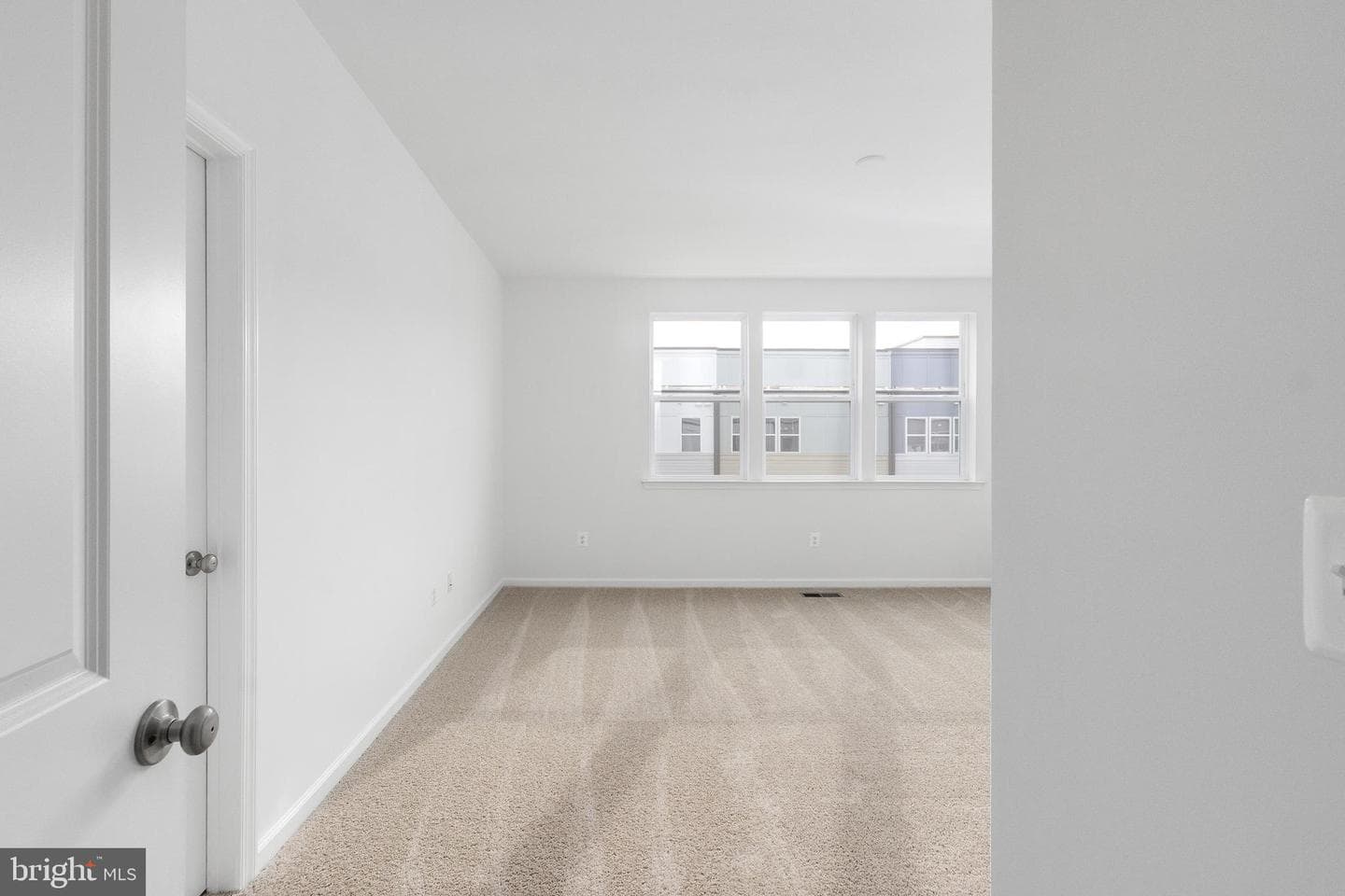 2546 Neabsco Common Place photo 24
