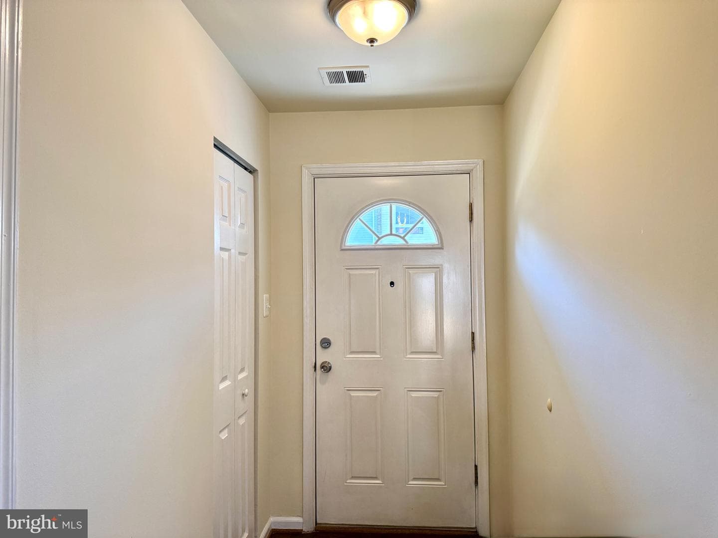 7537 Clemson Court photo 2