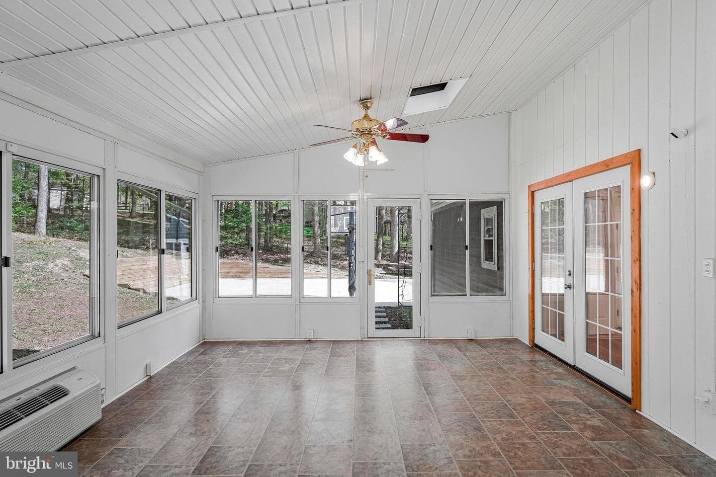 11750 Buckley photo 17