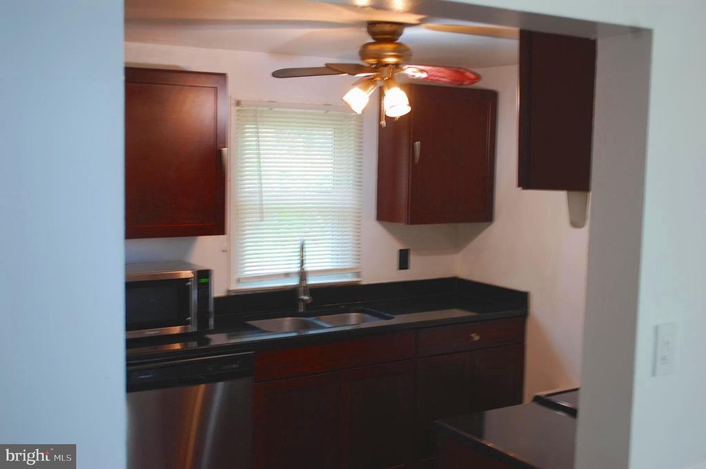 14206 Fullerton Road photo 8