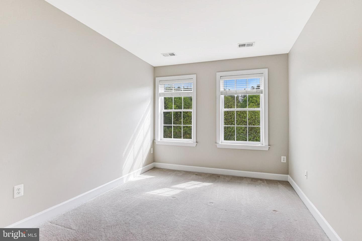 15231 Royal Crest Drive #204 photo 28