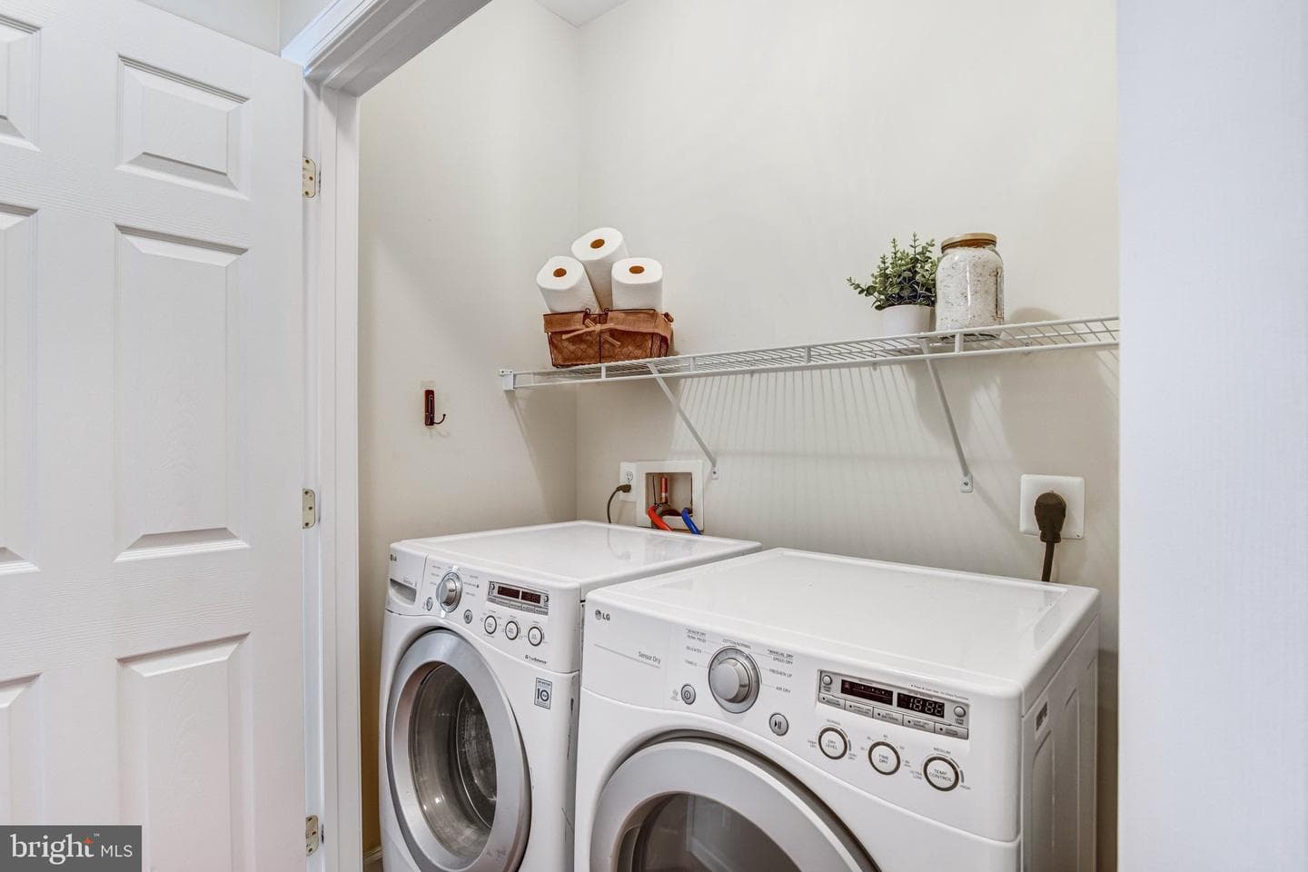 15231 Royal Crest Drive #204 photo 32