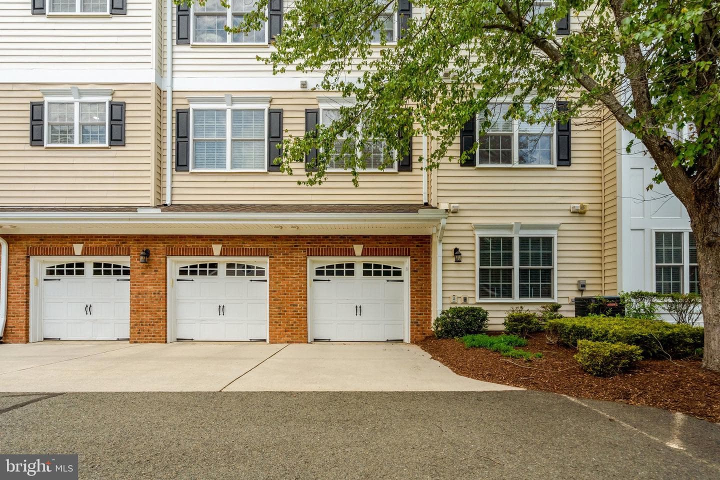 15231 Royal Crest Drive #204 photo 39