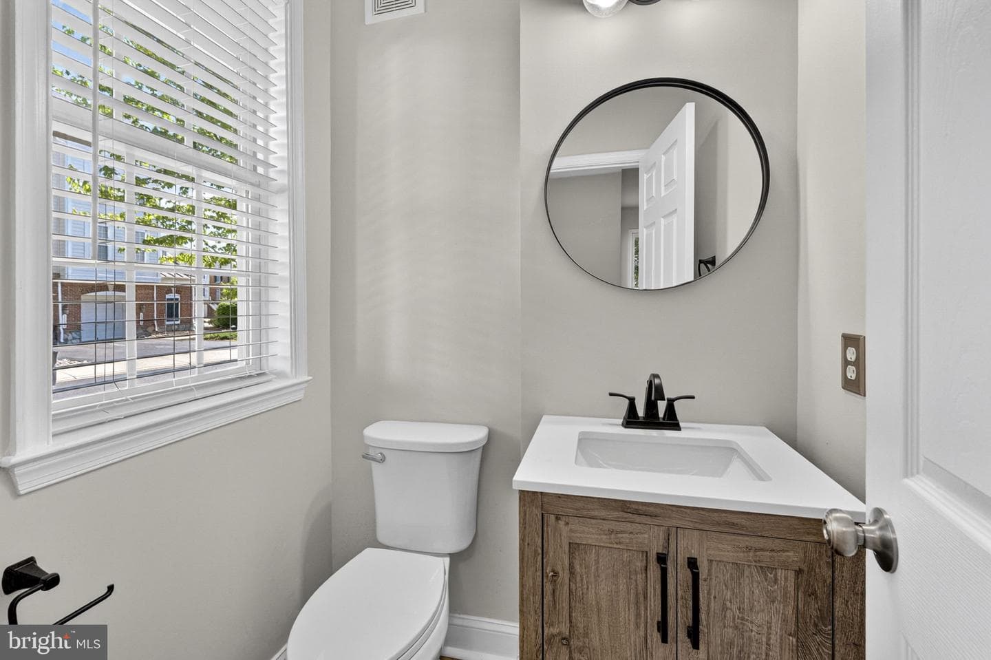 14515 Kylewood Way photo 9
