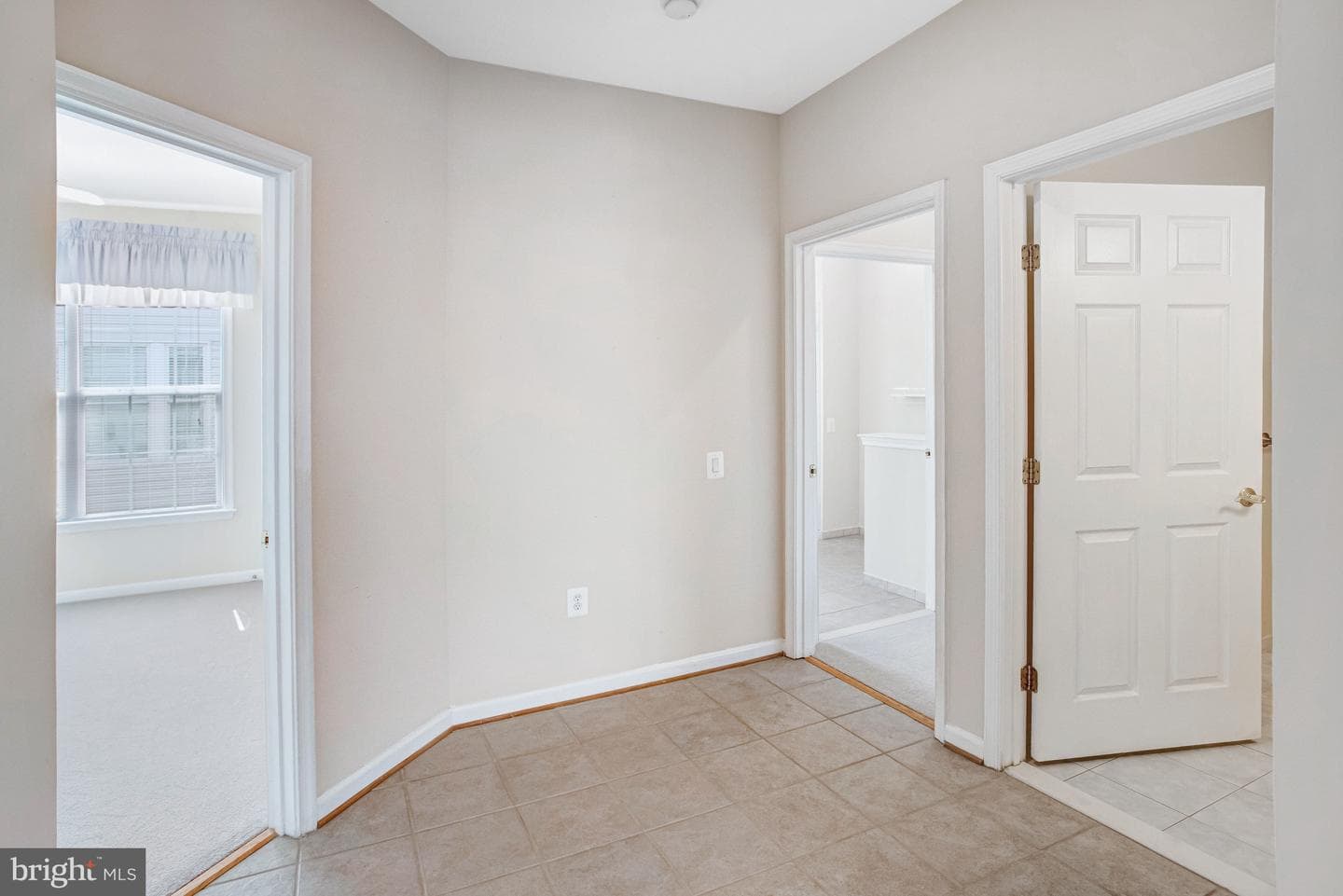 12974 Dunbarton Drive photo 21