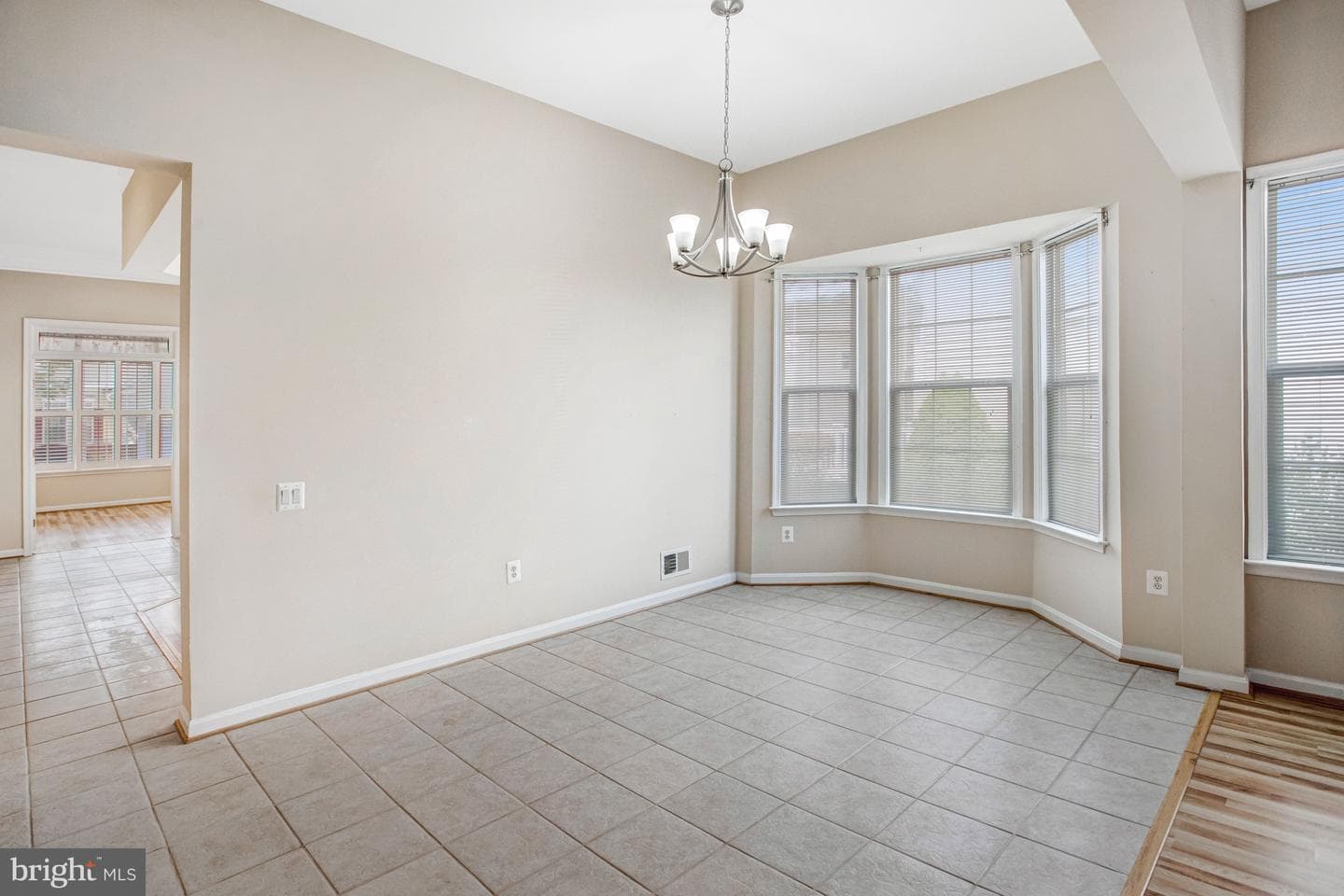 12974 Dunbarton Drive photo 31