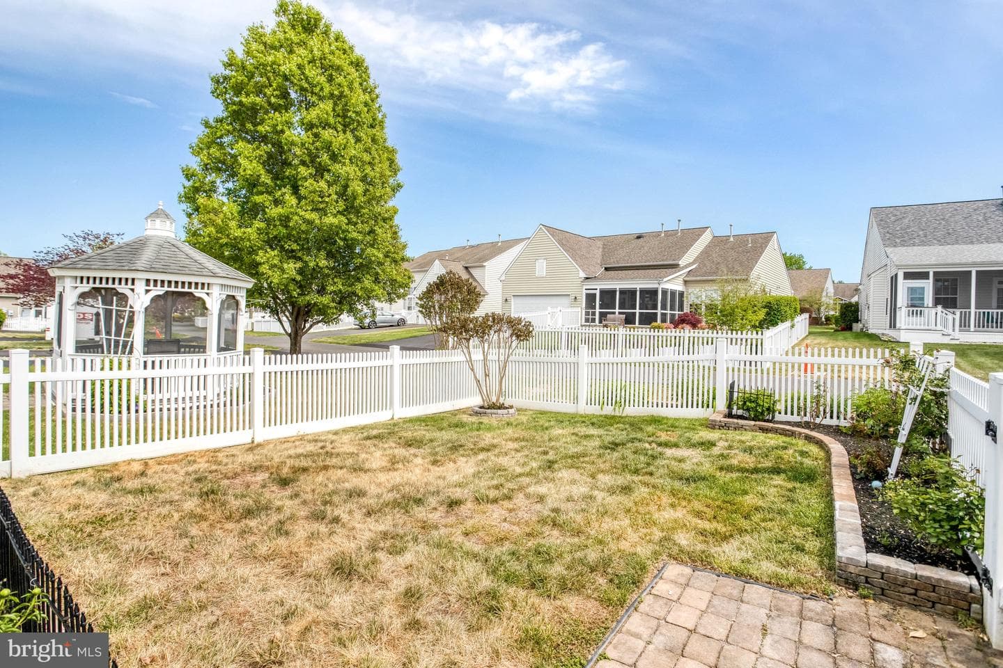 12974 Dunbarton Drive photo 8