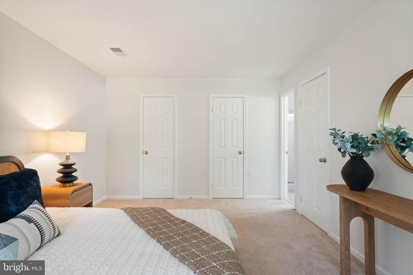 12461 Hedges Run Drive photo 23