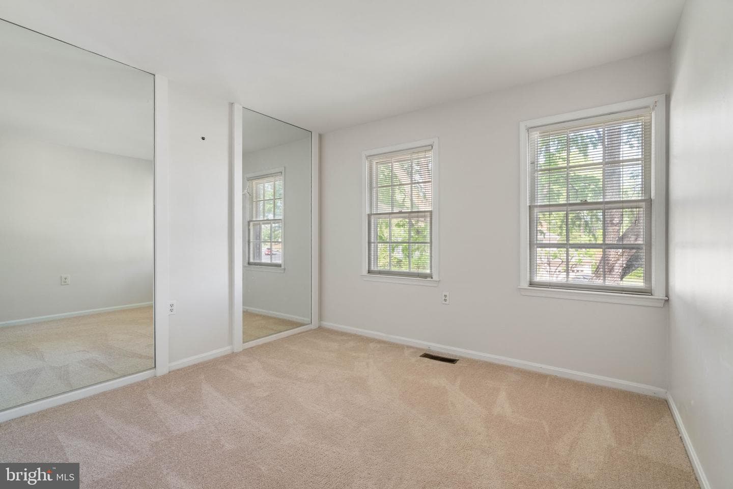 12461 Hedges Run Drive photo 31