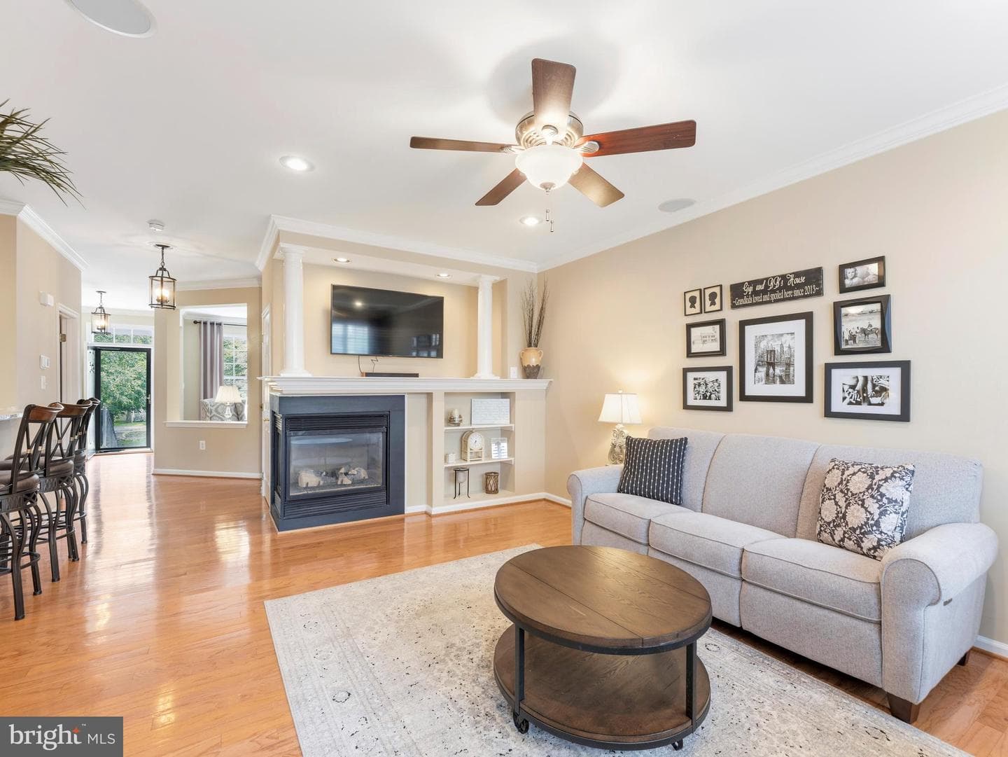 13814 Custis Square photo 17