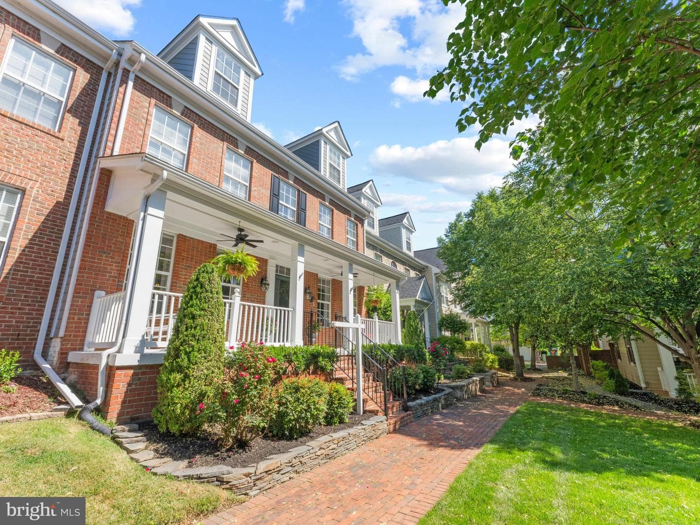 13814 Custis Square photo 37