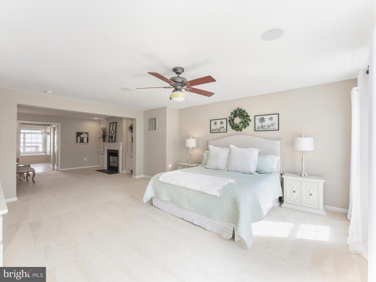13814 Custis Square photo 5