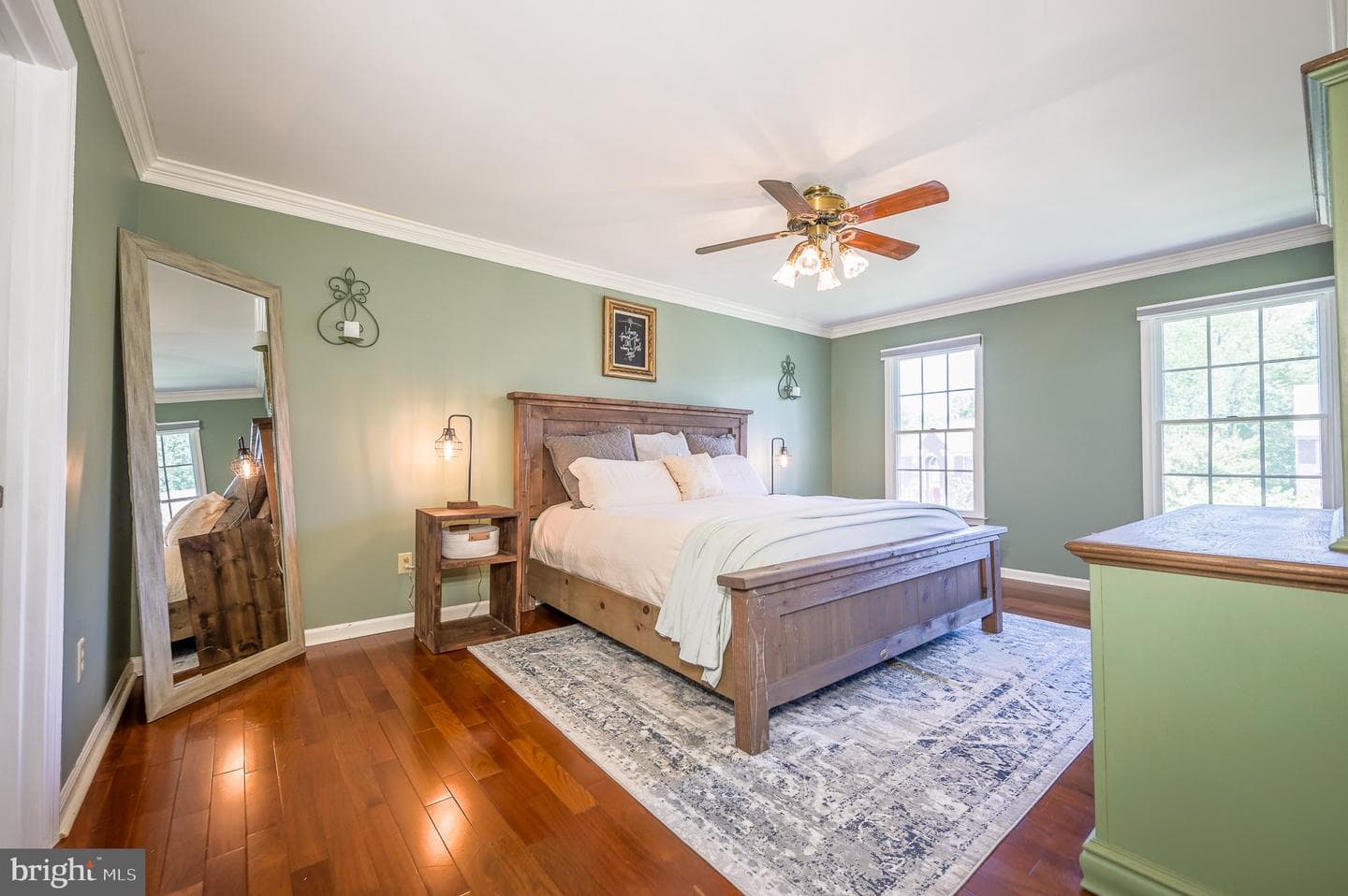 16087 Olmstead Lane photo 21