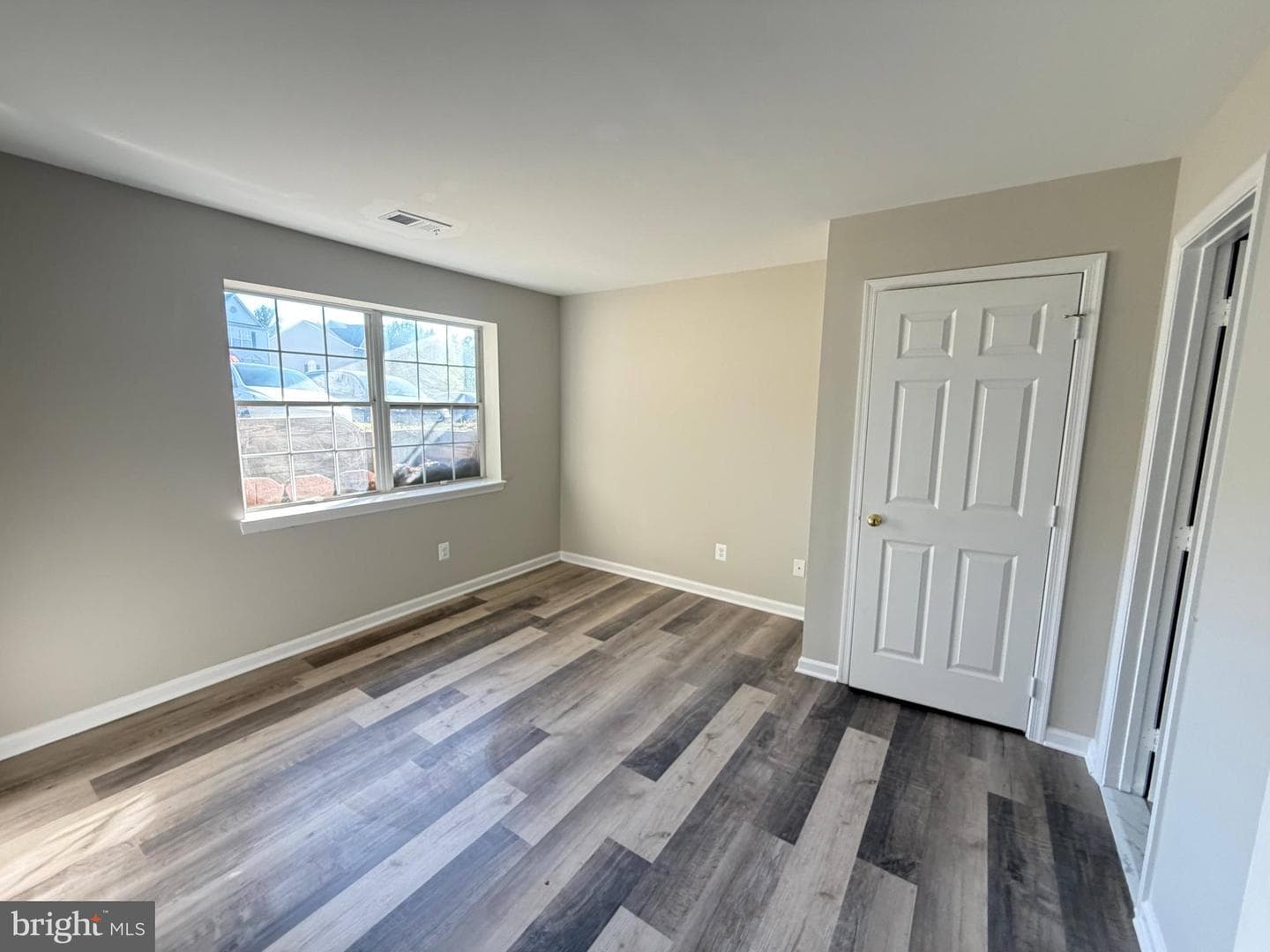 4206 Ashmere Circle photo 16