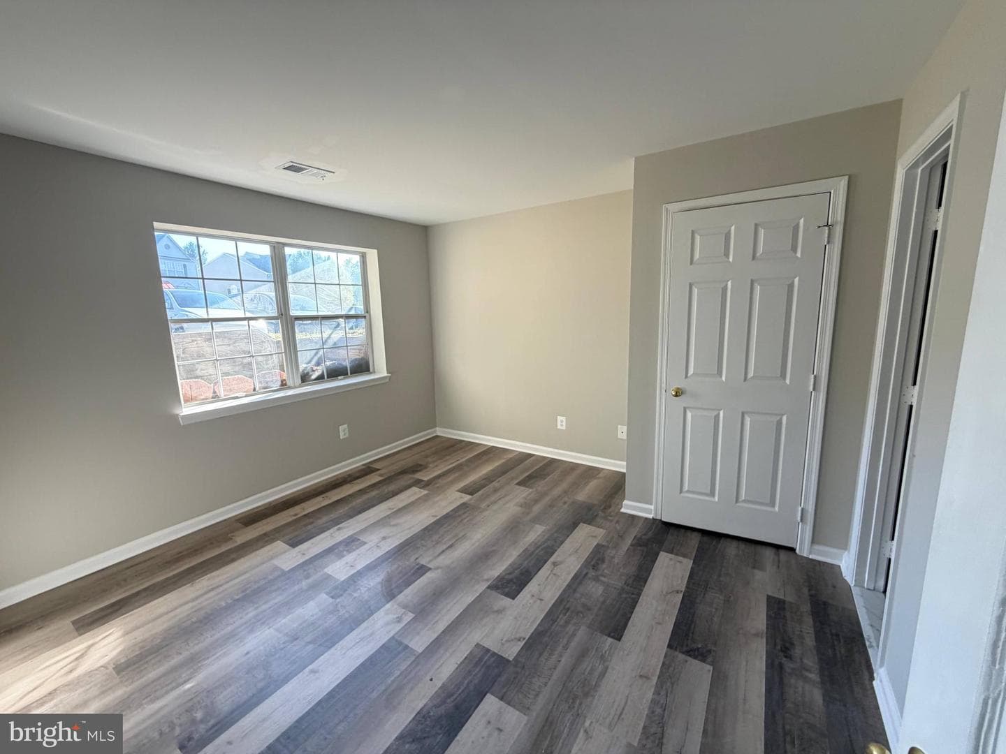 4206 Ashmere Circle photo 17