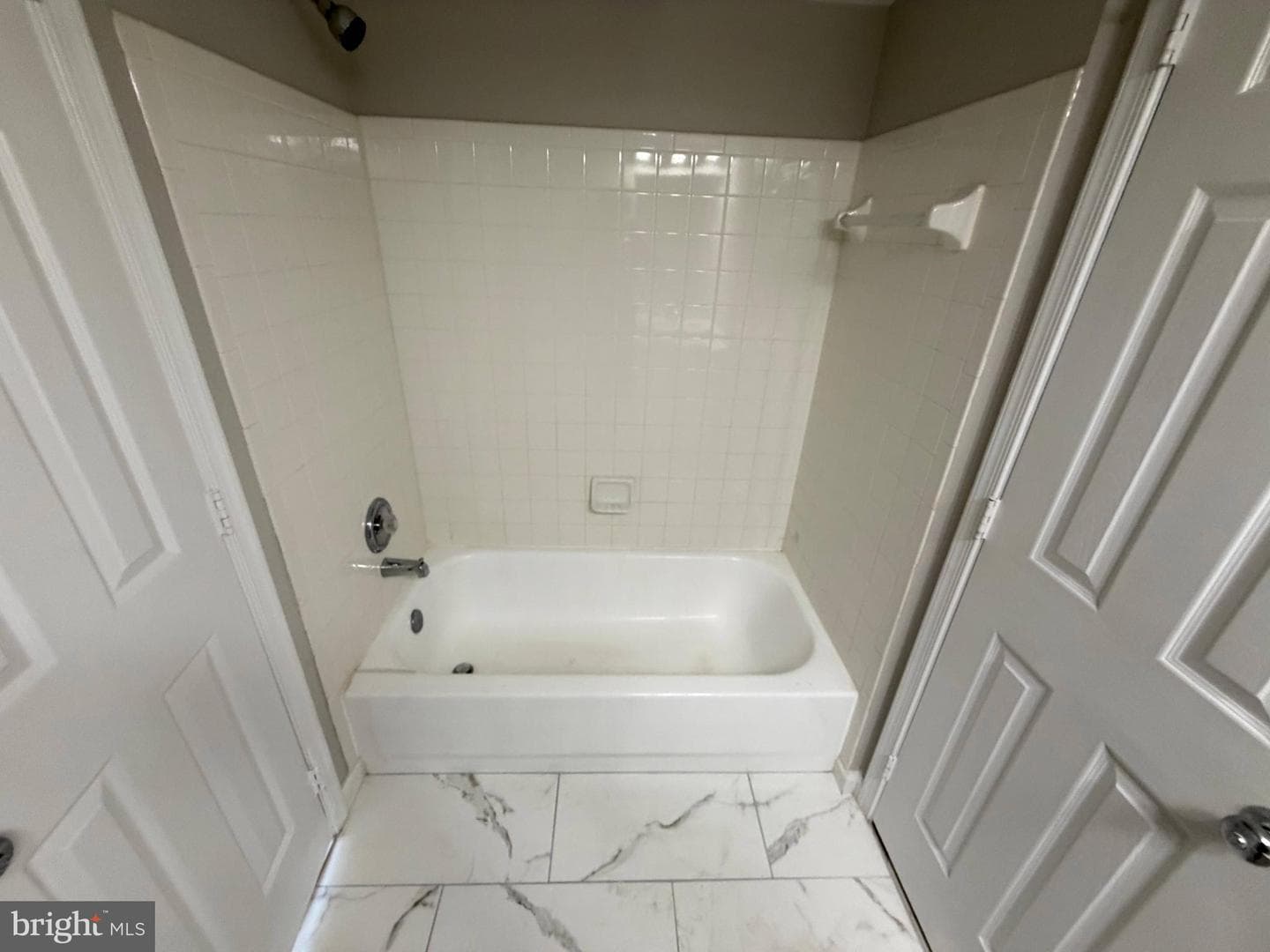 4206 Ashmere Circle photo 25