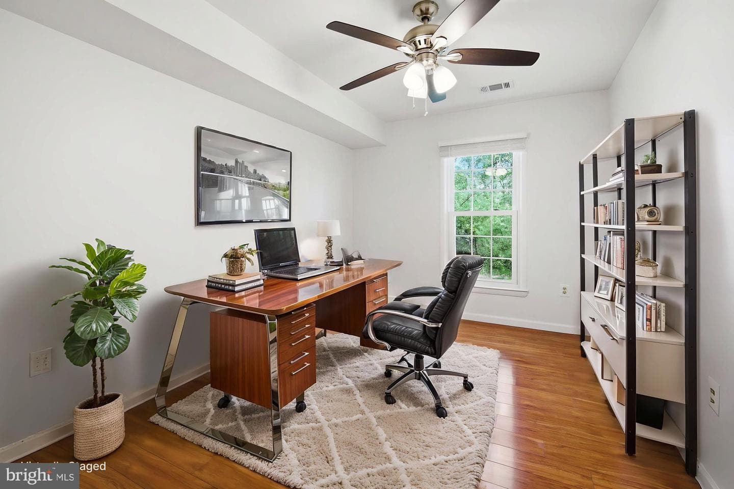 2832 Chablis Circle photo 8