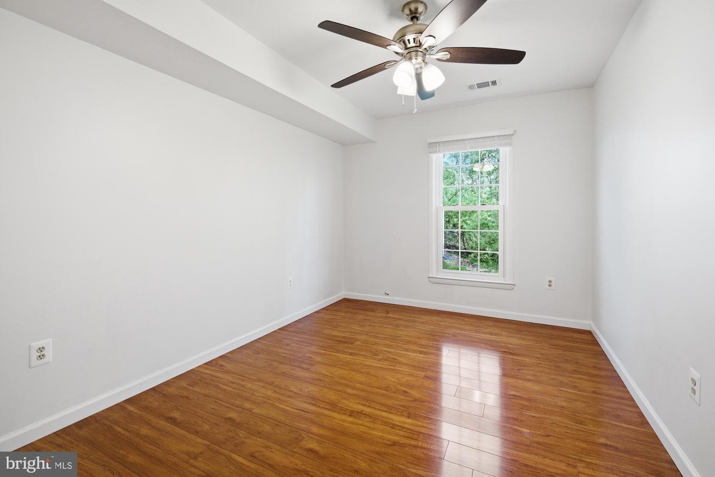 2832 Chablis Circle photo 9