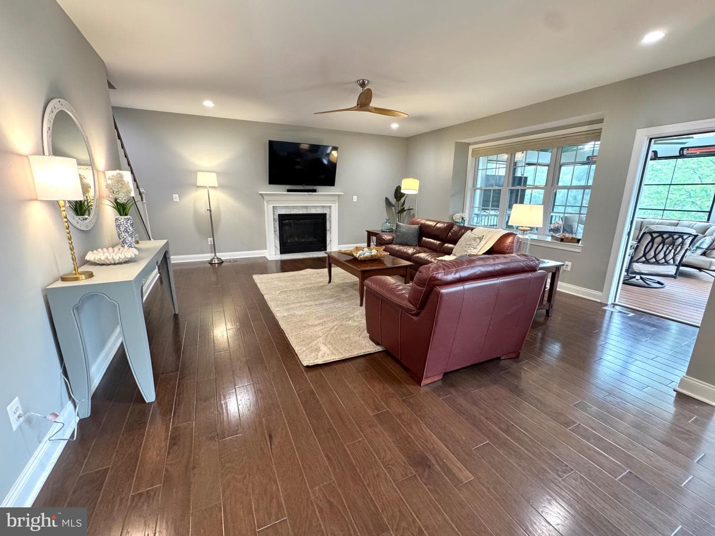 5853 Waterloo Bridge Circle photo 28