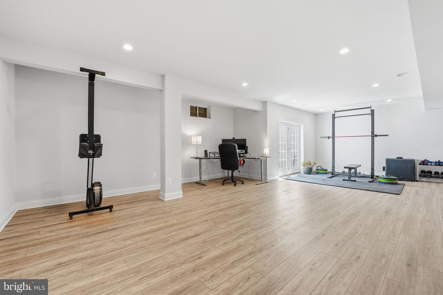 5853 Waterloo Bridge Circle photo 76