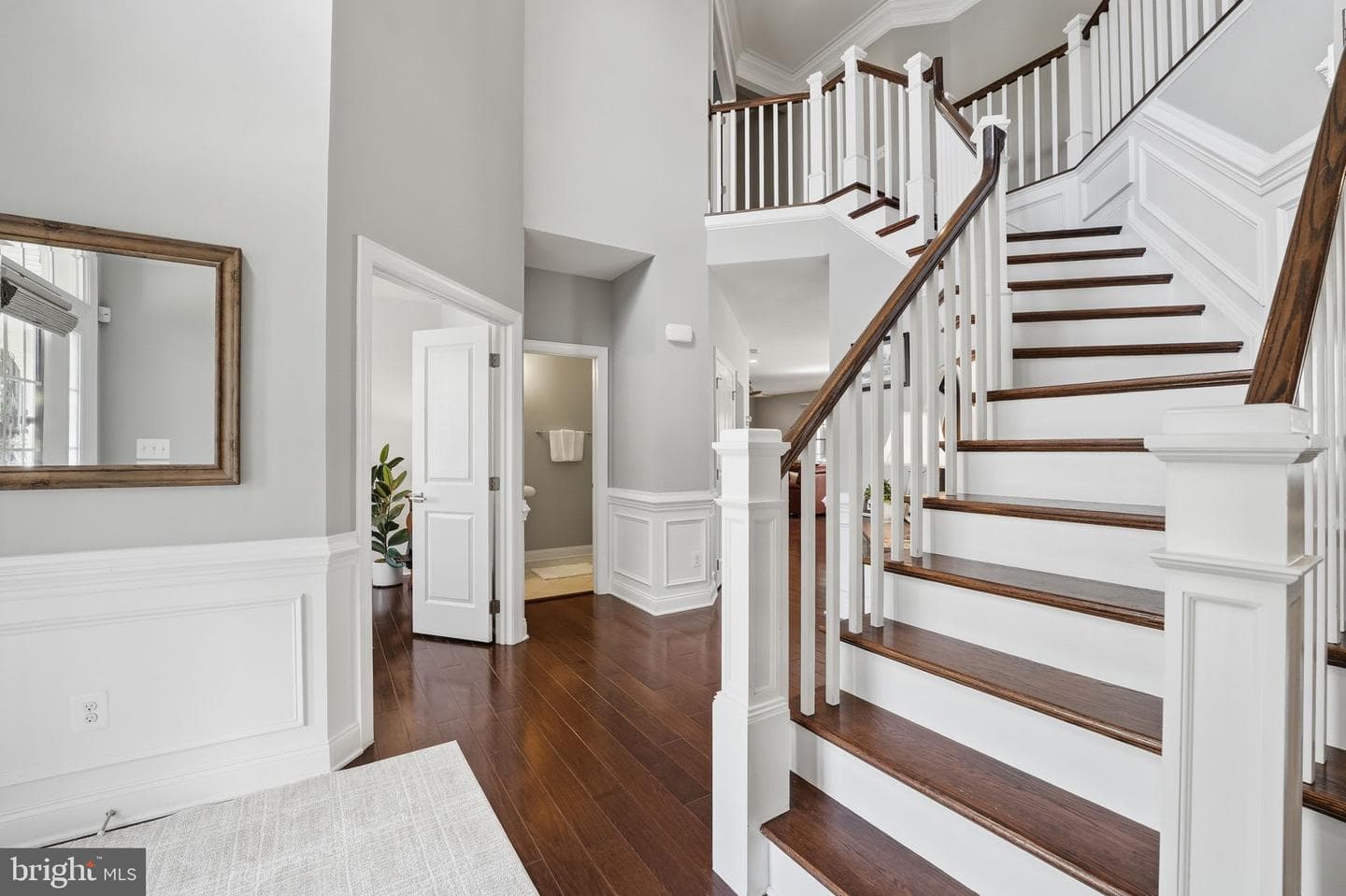 5853 Waterloo Bridge Circle photo 9