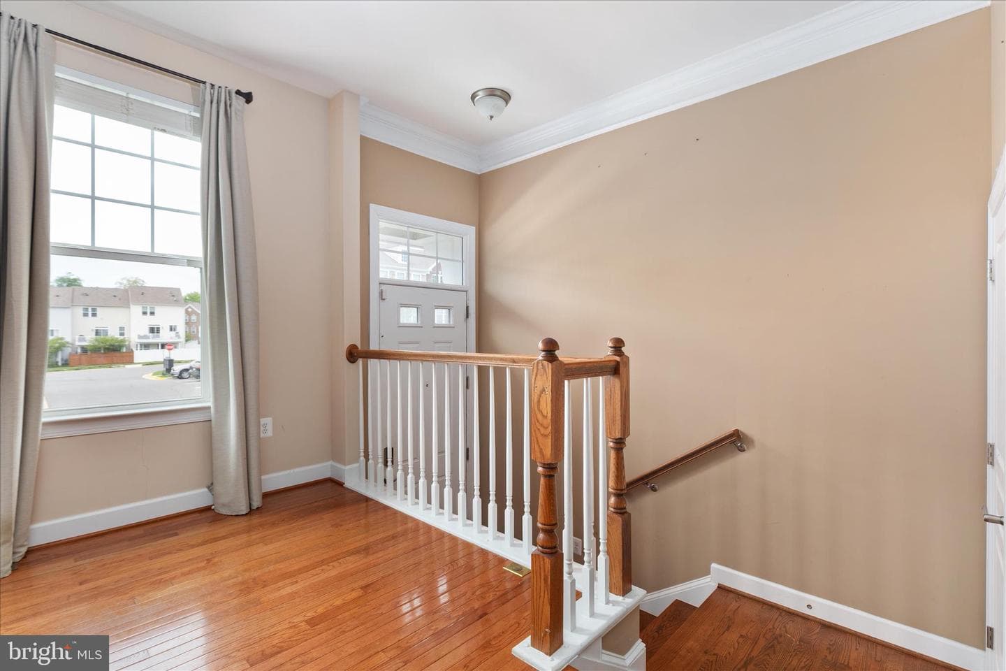 16717 Shackleford Way photo 3