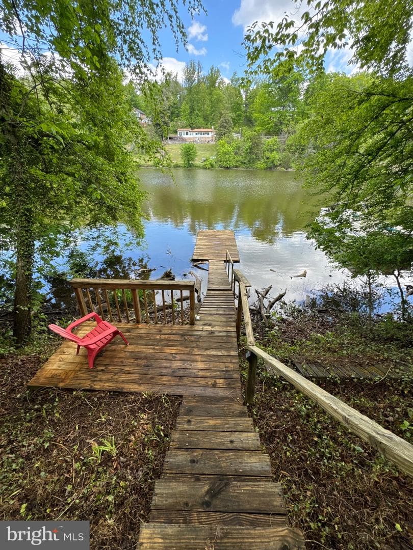 8221 Hickory Hill Drive photo 4