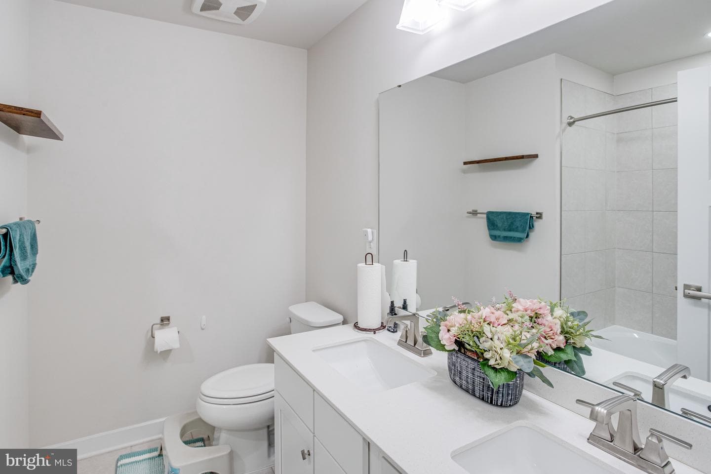 7464 Port Tavern Court photo 37