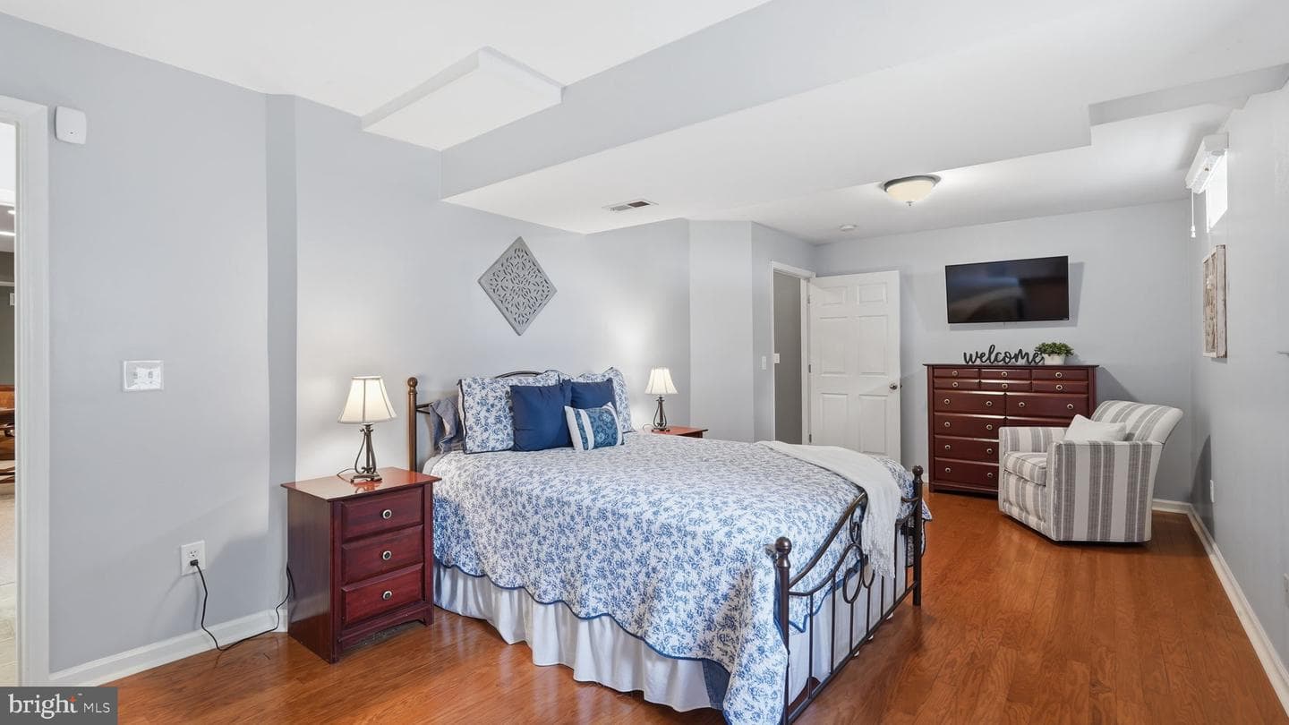 4281 Wiltshire Place photo 37