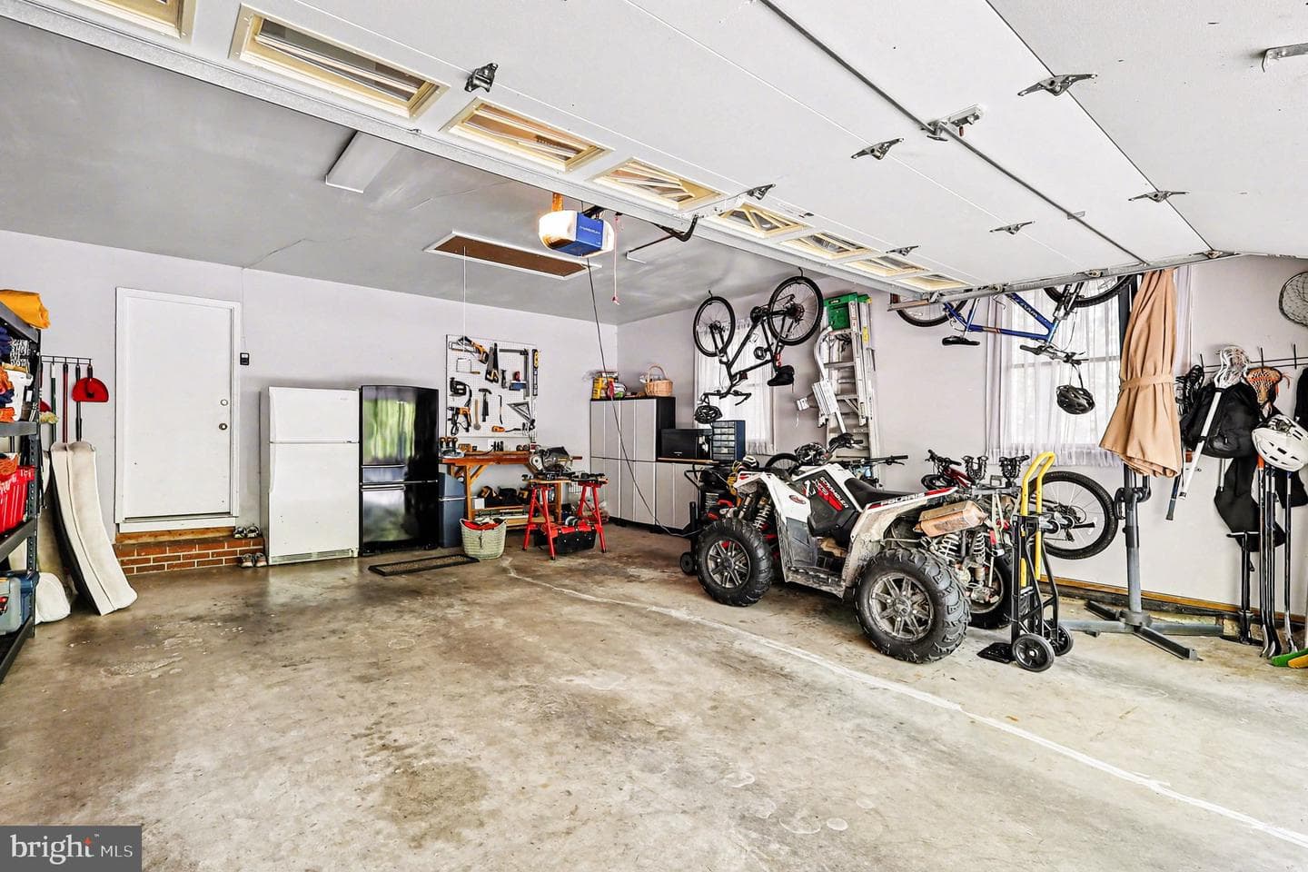 13431 Carriage Hill Drive photo 37