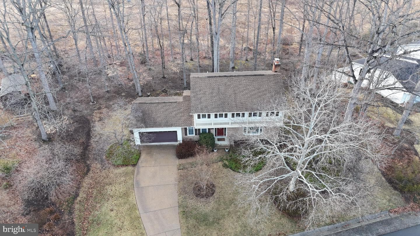 11808 Oakwood Drive photo 4