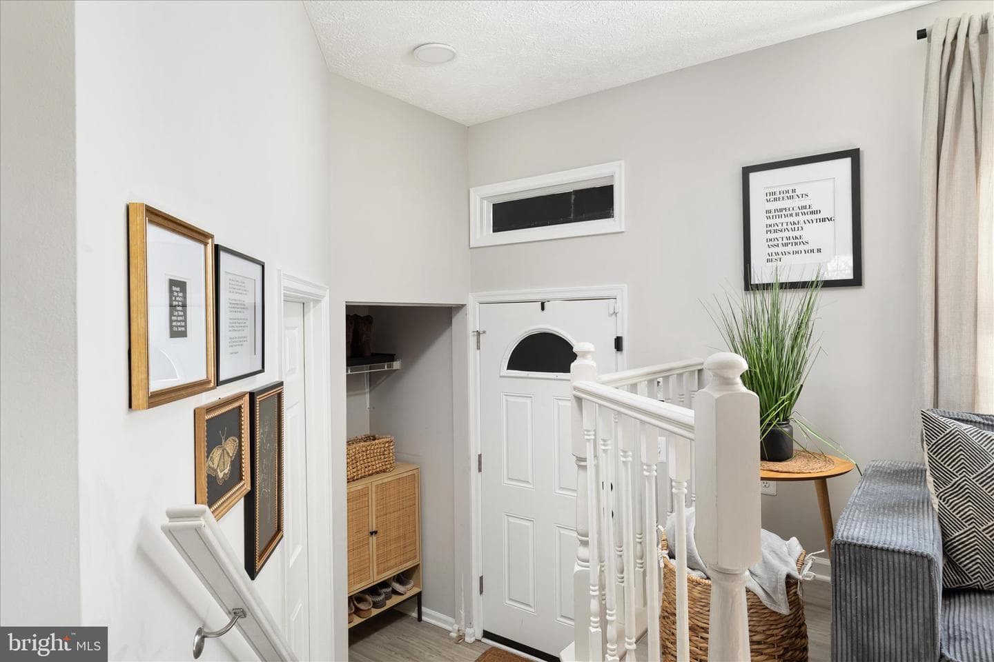 14777 Winding Loop photo 2